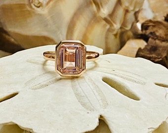 Morganite Ring, Morganite Engagement Ring, Emerald Cut Morganite Ring, Emerald Cut Ring, Morganite Solitaire Ring, Bezel Setting