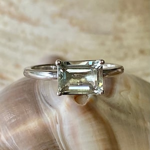 Prasiolite Ring, Green Amethyst Ring, Emerald Cut Prasiolite Ring, 2.00ct Emerald Cut, Prasiolite Solitaire Ring, East West Emerald Cut