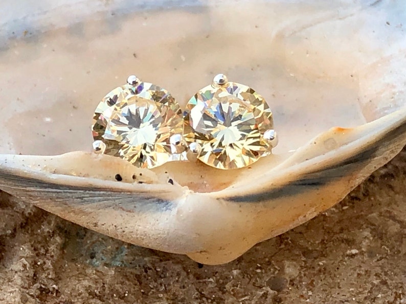 Canary Diamond Earrings Canary Yellow Stud Earrings Diamond Etsy