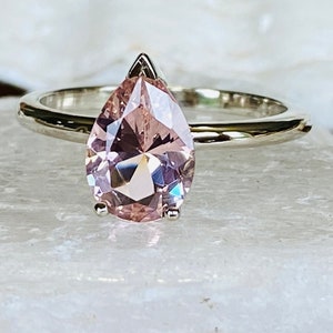 Pear Morganite Ring, Pear Morganite Engagement Ring, Pear Morganite Rose Gold Ring, Solitaire Morganite Ring