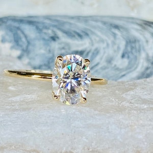 Oval Moissanite Solitaire Engagement Ring, Oval Cut Solitaire, 2.00ct Oval Engagement Ring