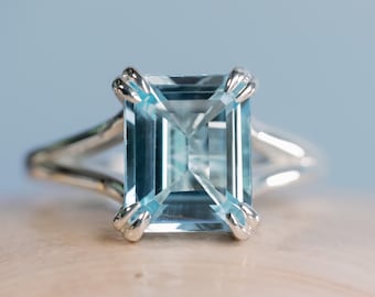 14k Emerald Cut Blue Topaz Split Shank Ring, Natural Blue Topaz Ring, Blue Topaz Solitaire Ring,  December Birthstone