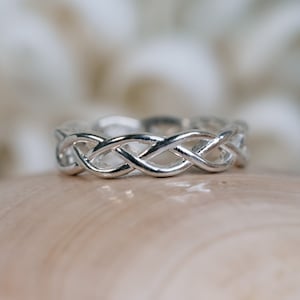 14k Braided Wedding Band, Braided Wedding Band, Twisted Wedding Band, Woven Band, Celtic Braided Ring, Solid Gold Wedding Band
