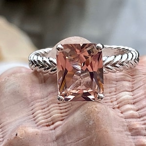 Radiant Cut Morganite Ring, Morganite Engagement Ring, Gold Morganite Ring, Morganite Solitaire Ring