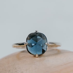 14k Rose Cut London Blue Topaz Ring, Antique Rose Cut London Blue Topaz, Cushion Cut Blue Topaz, Compass Setting, Natural London Blue Topaz