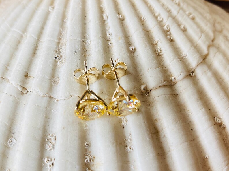 Canary Diamond Earrings Canary Yellow Stud Earrings Diamond Etsy