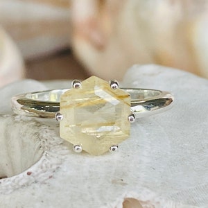 Golden Rutilated Quartz Ring, Tourmalinated Quartz Ring, 8mm Hexagon Tourmalinated Quartz Ring, Golden Quartz Ring, Hexagon Ring,
