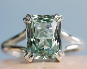 14k Radiant Cut Green Sapphire Split Shank Ring, Lab Grown Green Sapphire, 10x8mm Green Sapphire, Ethically Sourced, Conflict Free