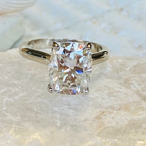 Antique Cushion Cut Moissanite Engagement Ring, Elongated Cushion Cut Ring, Moissanite Engagement Ring, Conflict Free, Diamond Alternative