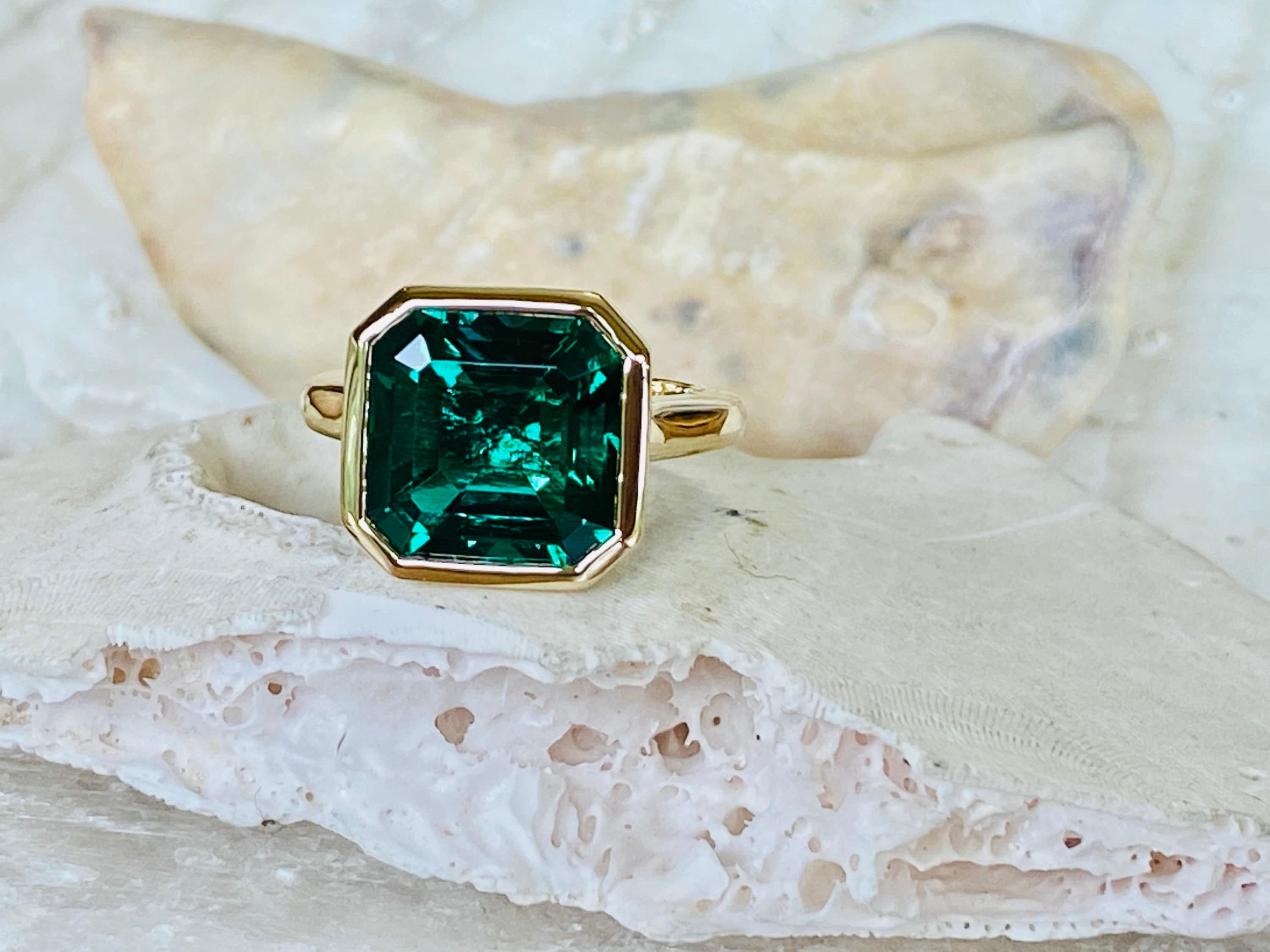 Estate 1960s 4.00CT Asscher Cut Emerald & Baguette Round Diamond Princess  Ring - petersuchyjewelers