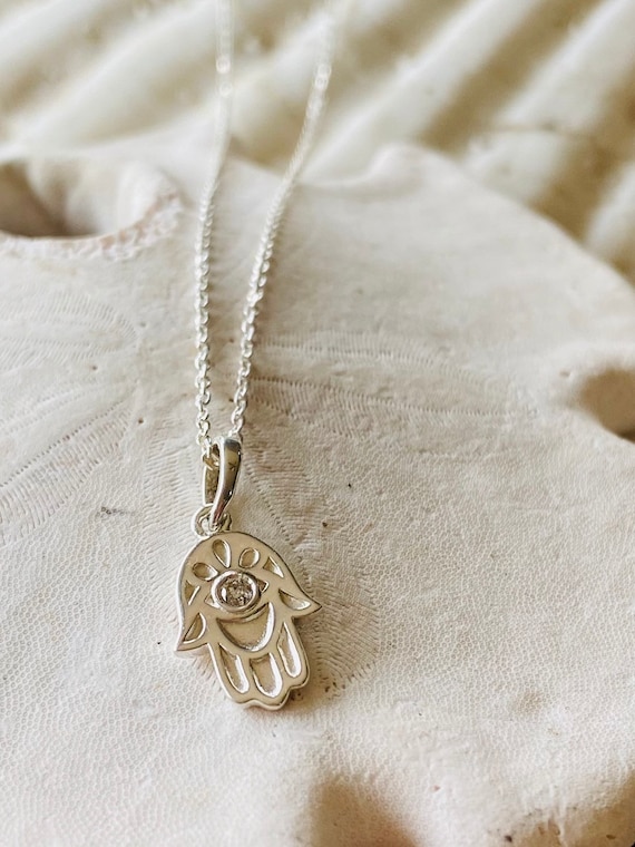 Dainty hamsa necklace clearance