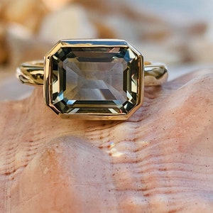 Prasioliet ring, groene Amethist ring, Emerald Cut Prasioliet ring, 3,50 ct Emerald Cut, Oost West Ring, Oost West Emerald Cut