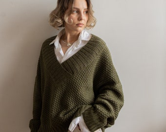 Green V-Neck Knit Sweater, Women's Oversized Balloon Sleeve Pullover