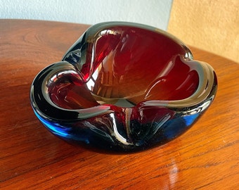 灰皿　ベネチアンガラス ファッション60年代灰皿-レッドベネチアングラスムラノOMG®