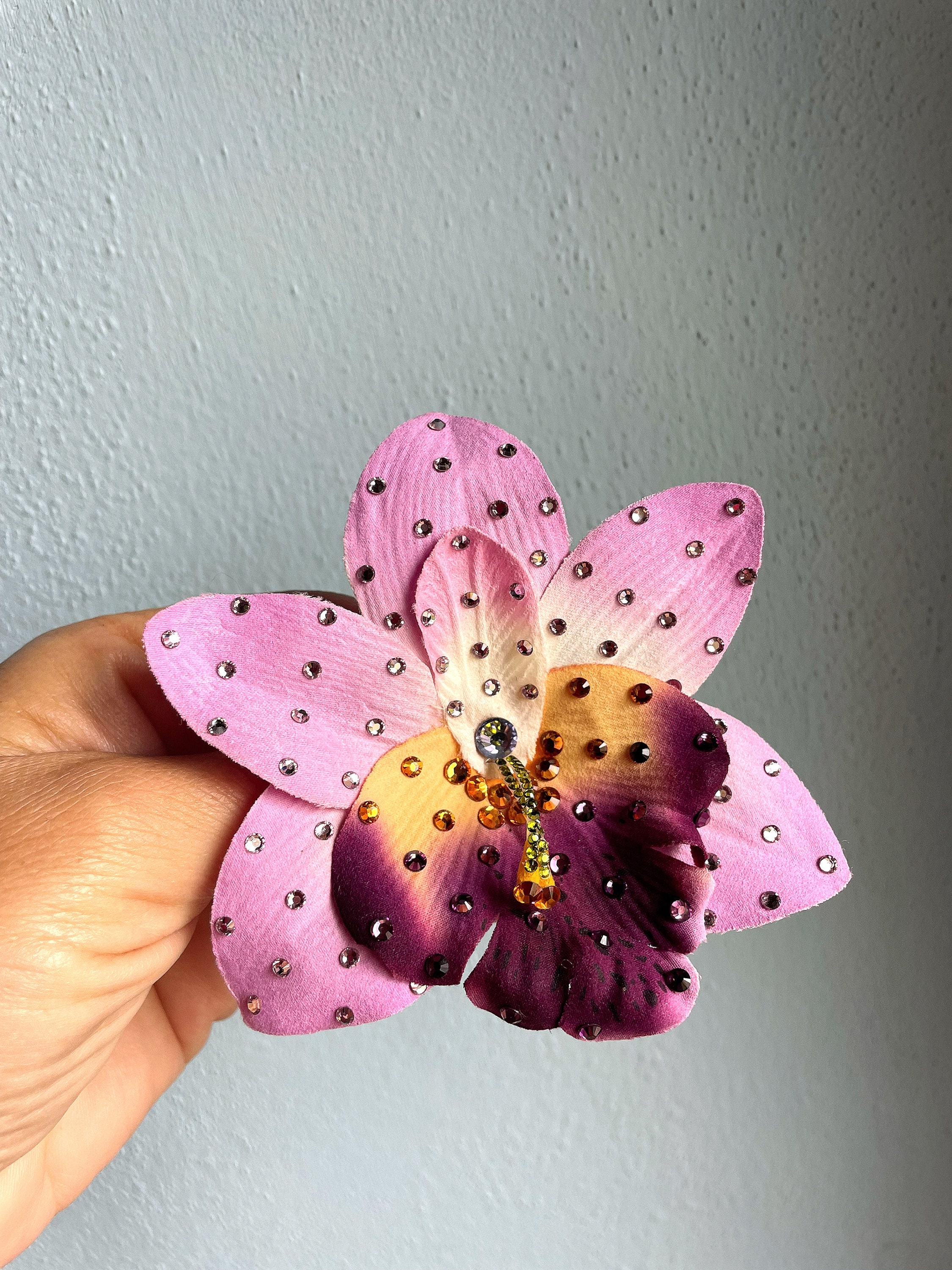 Tarina Tarantino Pink Feather Rhinestone Flower Clip Buffy wears a pink rhinestone butterfly hairclip from Tarina  main image 2