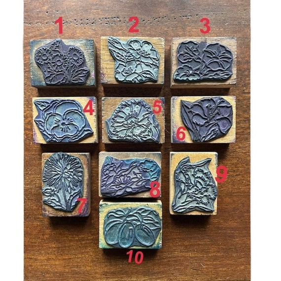 花が描かれたビンテージのフランスのインクスタンプのセット