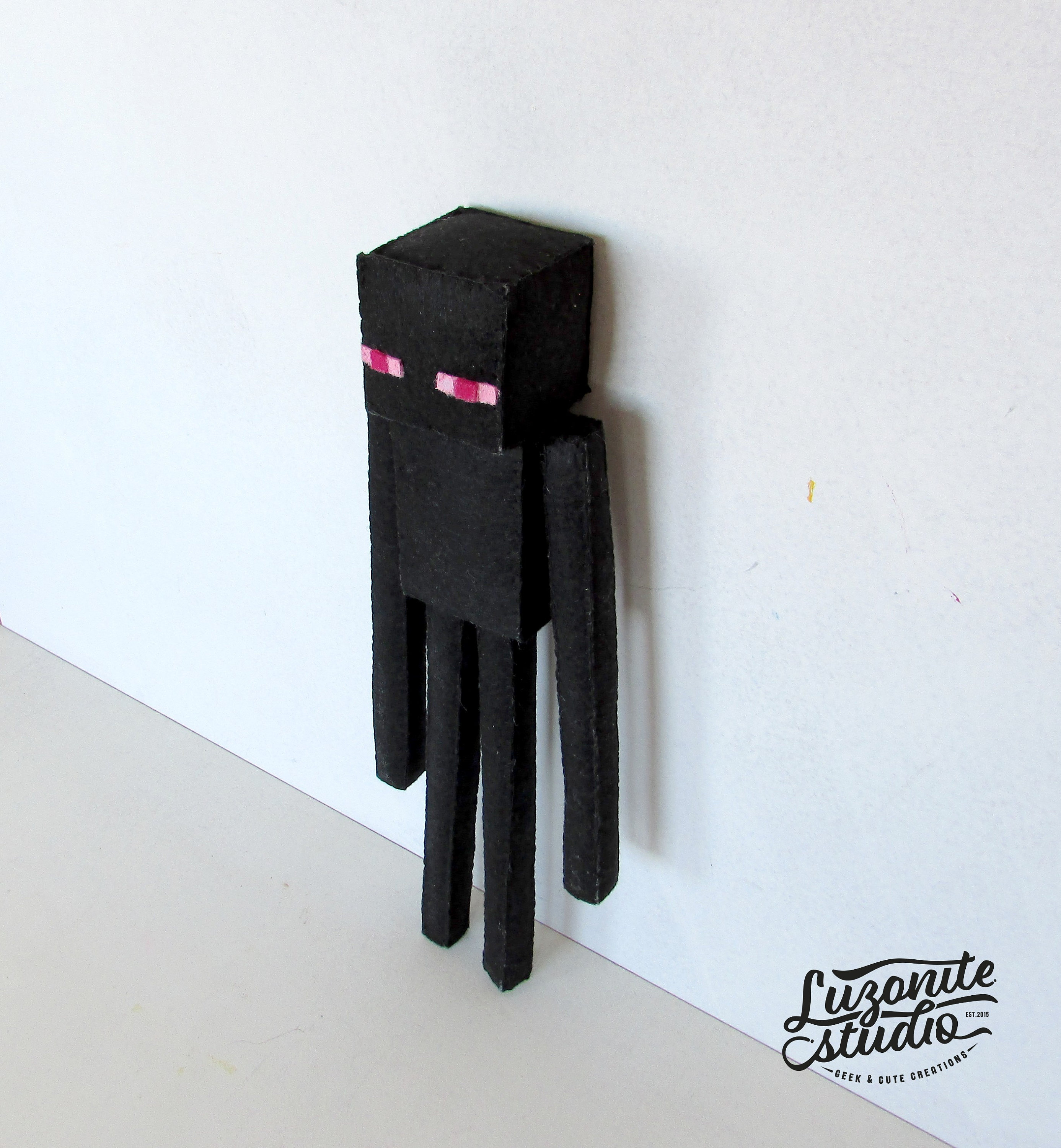 Minecraft Enderman - 3D Printable Minecraft Enderman Papercraft Template
