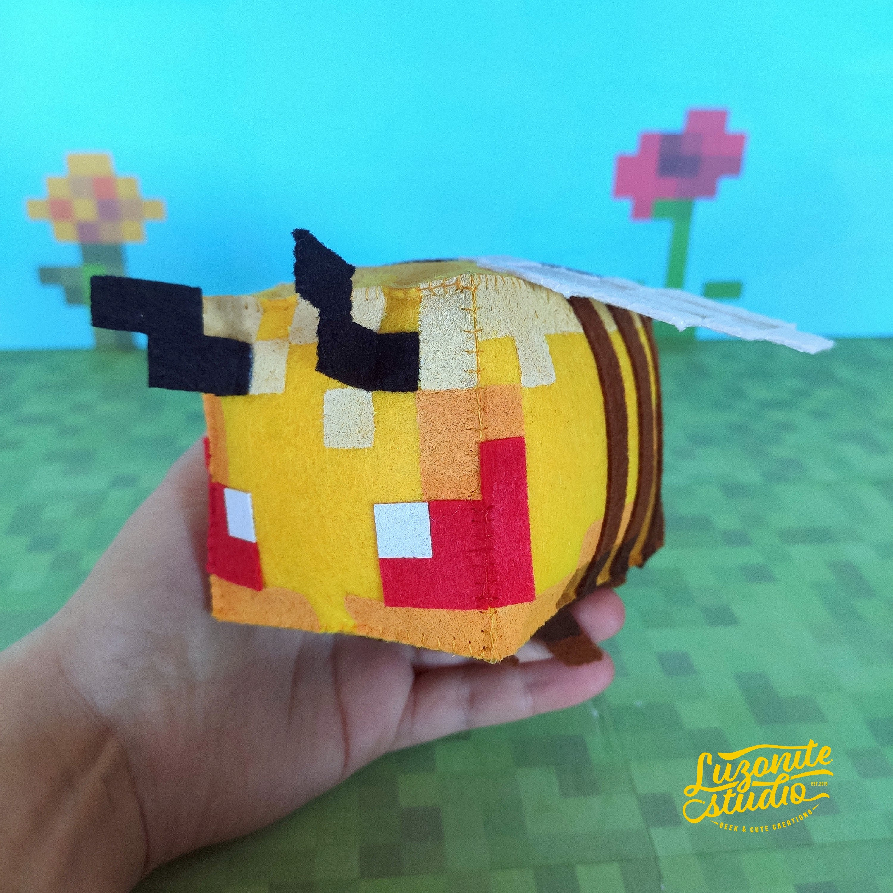 Minecraft bee plush discount