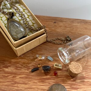 Resentment & Envy - a mix of tiny gemstones for your Intention Pendant