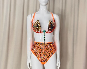 Livraison gratuite Costume de samba de danse du ventre perlé à la main couleur orange soutien-gorge culotte 2 pièces