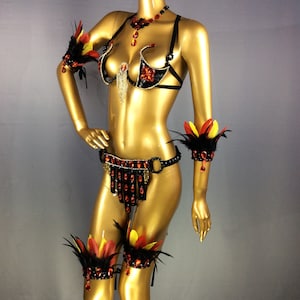 Samba Carnival Wire Bra & Belt Red black stones C017