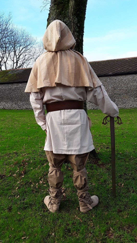 Saxon ou médiéval costume complet de style, capuche, jambe pantalon, tunique, attaches de jambe capuche, et pochette créent cette tenue complète starter pour Empire ou GN. 9dd36b Saxon ou médiéval costume complet de style, capuche, jambe pantalon, tunique, attaches de jambe capuche, et pochette créent cette tenue complète starter pour Empire ou GN. 9dd36b