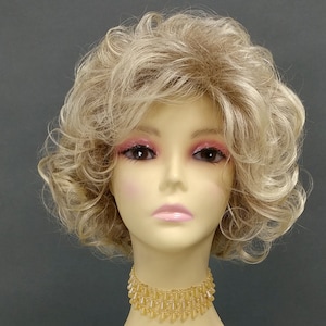 10 Inches Light Blonde With Light Brown Roots Short Curly Bob Wig with Bangs [48-261-Sayla-17T613]