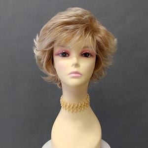 Light Blonde and Strawberry Blonde Mix Short Shag Flip Wig [Stellar-27T613]