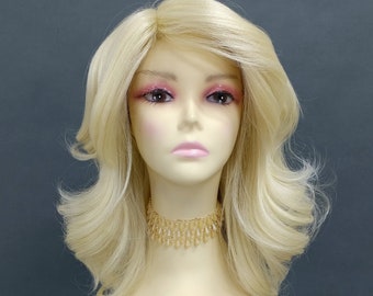 18 Inch Long Straight and Wavy Slightly Texturized Light Blonde Heat Resistant Wig [Farrah-613]