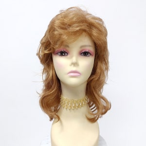 12 Inch Bright Strawberry Blonde Wavy Layered Synthetic Fashion Wig with Bangs [128-603B-Viola-27B]
