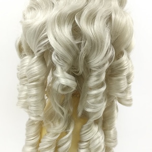 16 Inch Unisex Light Gray Long Curly Colonial 1700s Style Ringlets Wig ...
