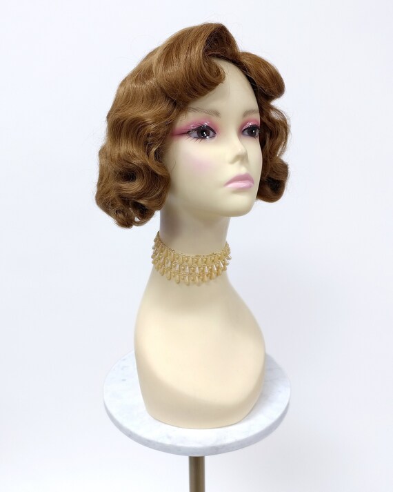 8 Inch Dark Strawberry Blonde Heat Resistant 1920s Style  display picture 1