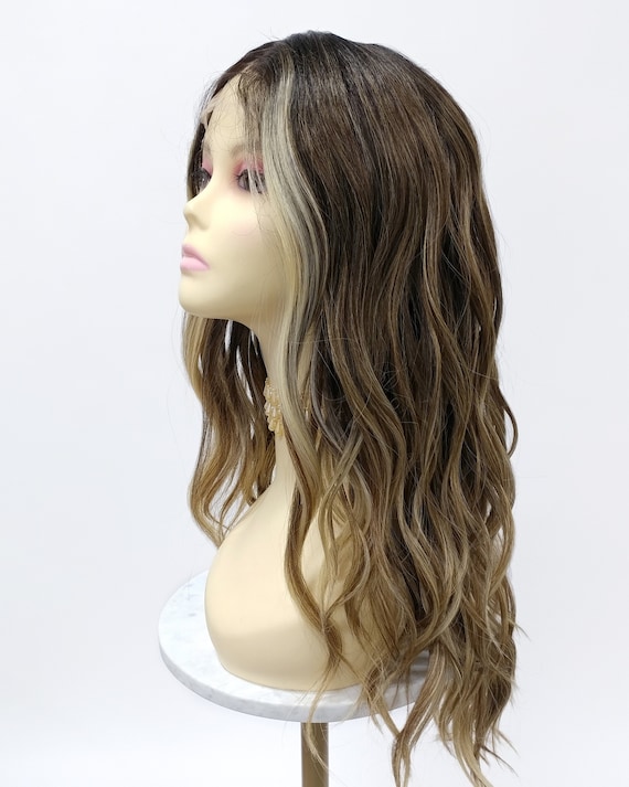 20 Inch Long Wavy Lace Front Brown Golden Blonde Light  display picture 2