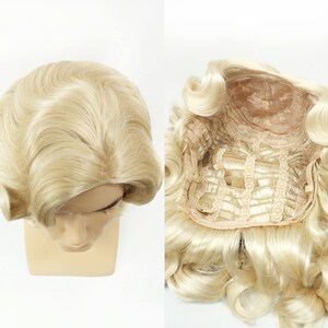 Mens Light Blonde Curly Colonial Costume Wig. 1700s Style Ringlets Wig ...
