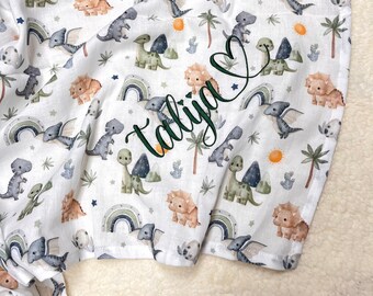 Muslin cloth with dinosaurs | Cotton | Birth blanket | Summer blanket | Muslin baby blanket with name | Cuddly blanket | Gift for birth