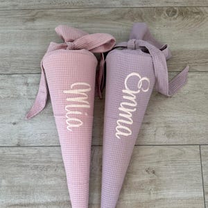 Cône d'école en tissu avec nom | avec coussin intérieur | sac pour frère ou sœur | pique gaufré | simple | coton | cornet de sucre | pour l'inscription scolaire