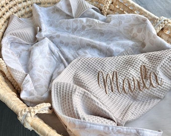 Baby blanket with name | Birth blanket | Blanket | Delicate leaves | 100% cotton | neutral | of course | Birth gift | personalized