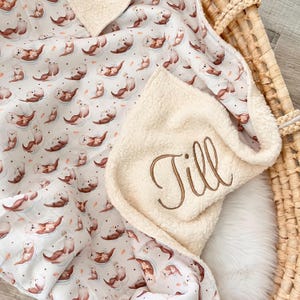 Babydecke personalisiert mit Namen | Otter | Baumwolle | Geburtsdecke mit Namen | Musselindecke | Kuscheldecke | Geschenk zur Geburt