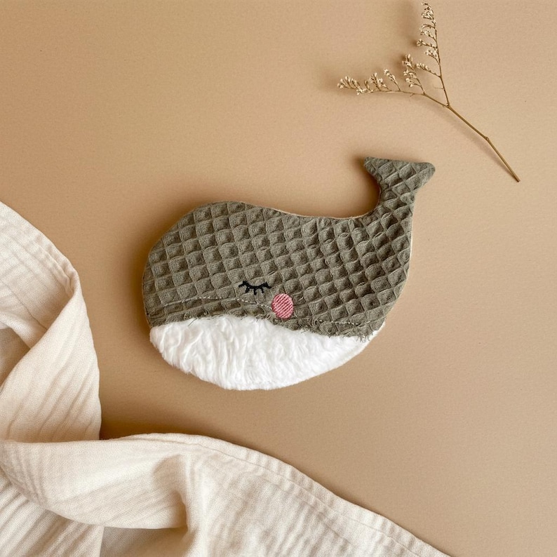 Crinkle Whale Toy Made of Muslin & Cotton Teddy – Sensory Grasping Toy for Babies – Handmade Gift for Birth or Baby Shower image 4