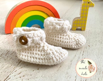 CROCHET PATTERN PDF- Mini Moule Booties/ Crochet Baby Shoes/ Crochet Booties