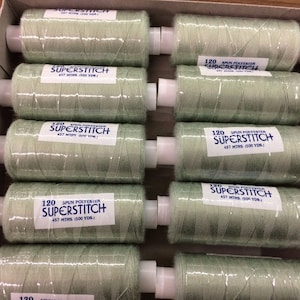 Superstitch 500 yards Single Reel Sewing Machine Polyester Thread Green( y38apg)
