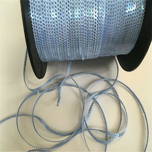 Flat Strung 3 mm Sequin Trim Light Blue