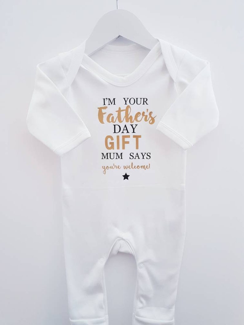 Happy Fathers Day Daddy Mum Says You/'re Welcome Boys Baby Vest Grow Bodysuit
