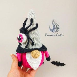 Halloween gnome pattern- crochet pattern- Spooky Halloween spider gnome- Crochet Halloween eyeball gnome- Fall gnome pattern
