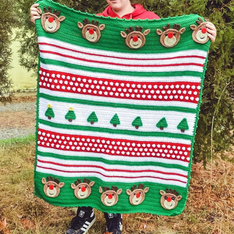 Virkat julmönster - virkad julfilt - virkad renbalsam - julpläd bild 2