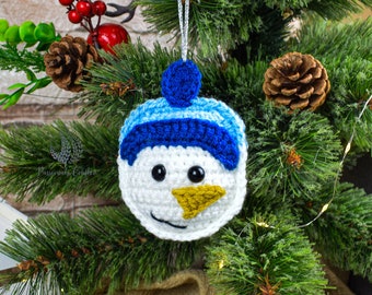 Crochet snowman ornament pattern