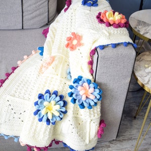 Crochet blanket Blossom spring blanket PDF pattern image 3