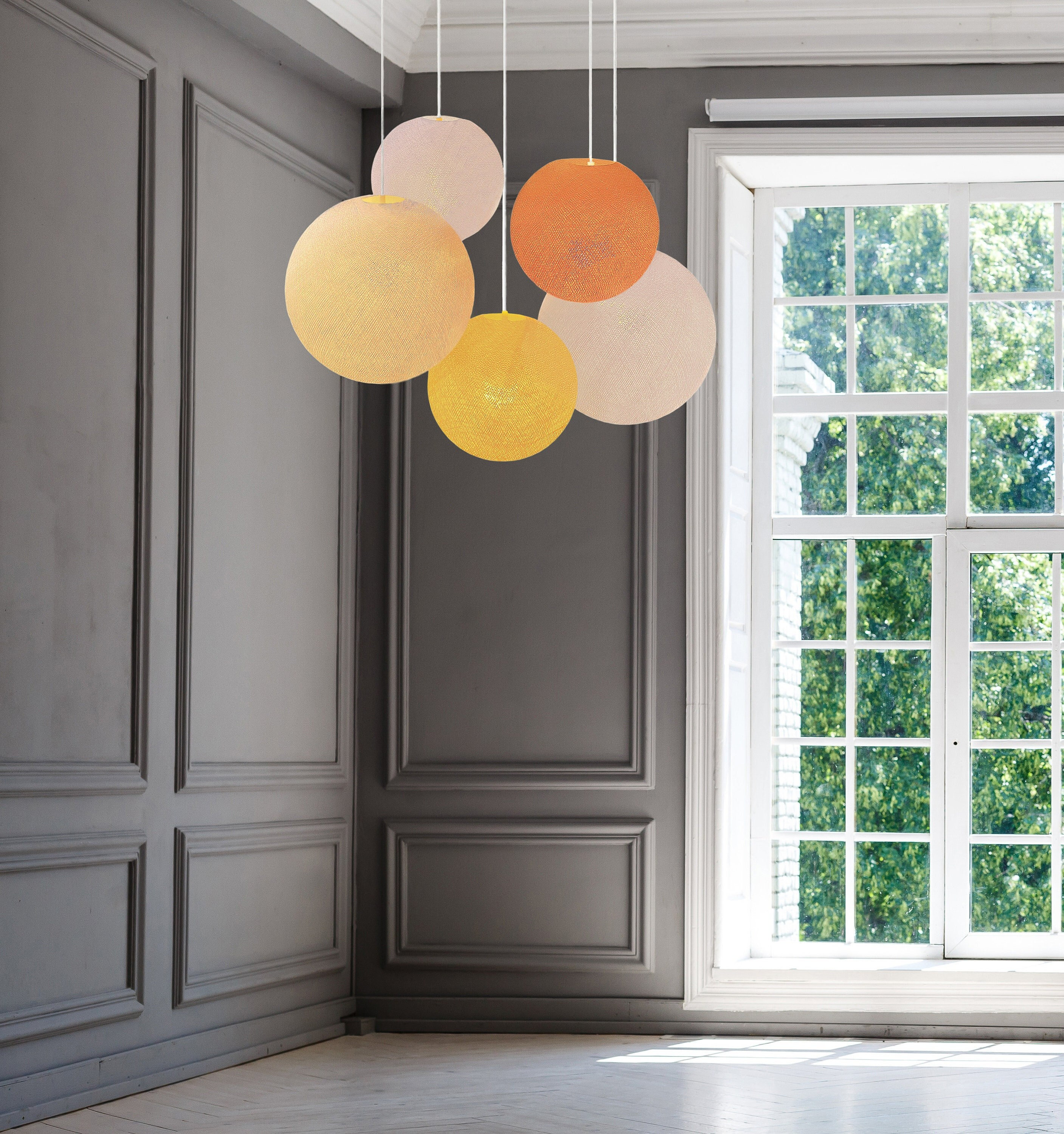 CREATIVECOTTON exclusive and height-adjustable 5-light LED hanging lamp with handmade cotton balls - Sunrise version
