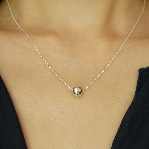 Single Ball and chain delicate necklace in sterling silver