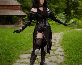 Yennefer Inspired Fantasy Costume, Dark Sorceress Dress, Gothic Mage Outfit, Elegant Witch Cosplay, Luxury Fantasy Gown
